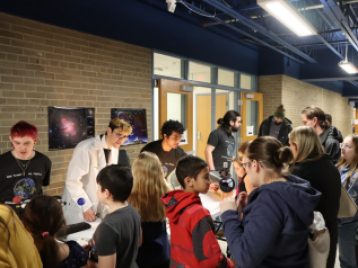 UM Astronomy Graduate Students at Outreach Event 